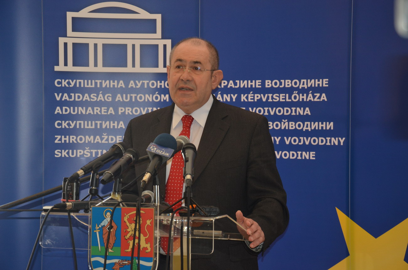 Preşedintele Pásztor la conferinţa de presă